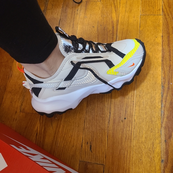 Nike new modern lx shoes Clearance